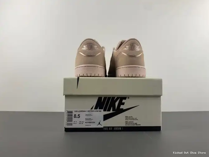 Kicked Out Shoe Store Retro Low Particle 1 NS Beige AO1935-204 Jordan 0617